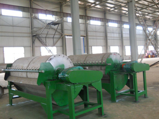 Separador magnético de alto gradiente para la separación de mineral de hematita Instalación de tambor pequeño